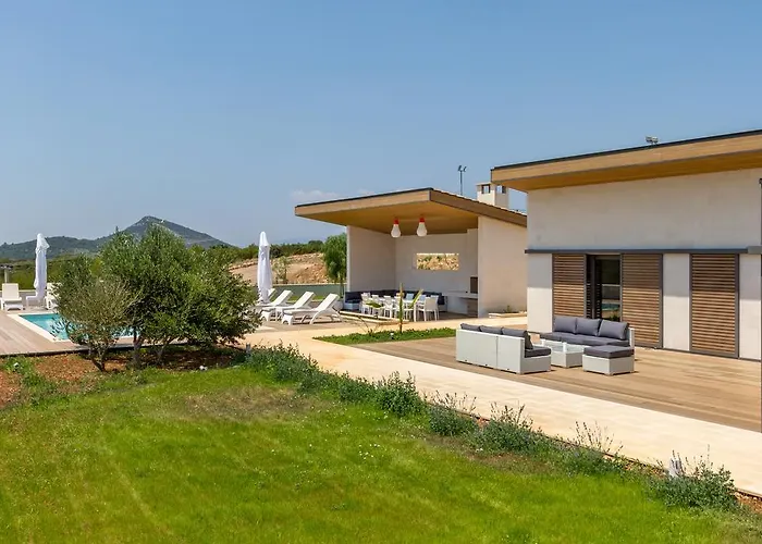 Amalia Zastražišće