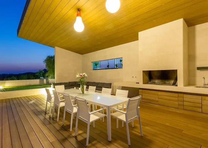 Amalia Villa Zastražišće