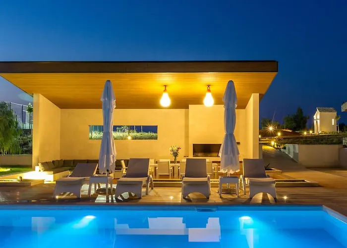 Amalia * Zastražišće